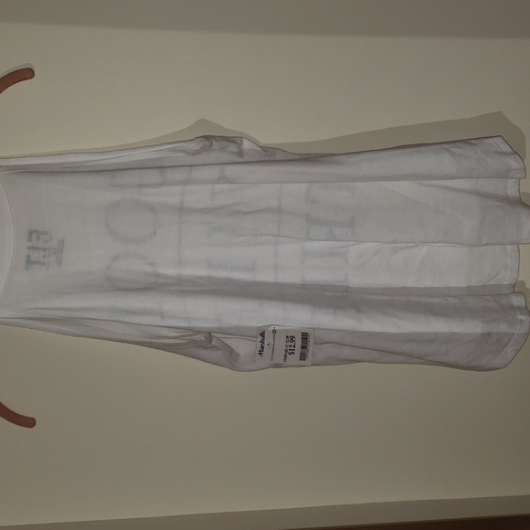 Workout tank - Picture 2 of 4